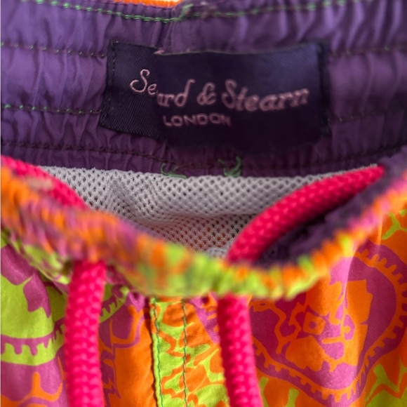 CLOSEOUT! Seaward & Stearn London swim trunks! Very cool pattern. - Picture 2 of 3